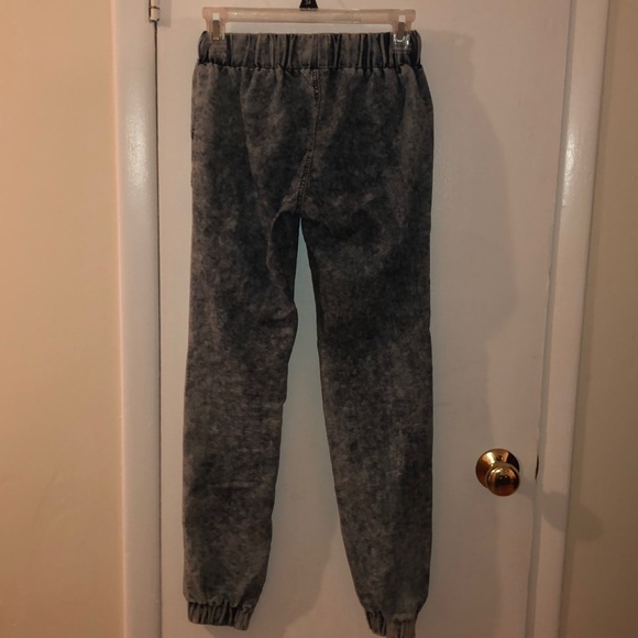 Pants - Picture 3 of 6